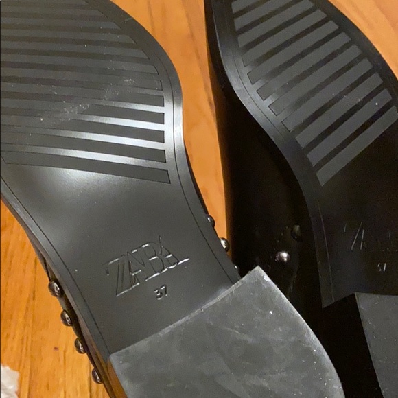 NWT Zara leather booties with studs! - Picture 6 of 8